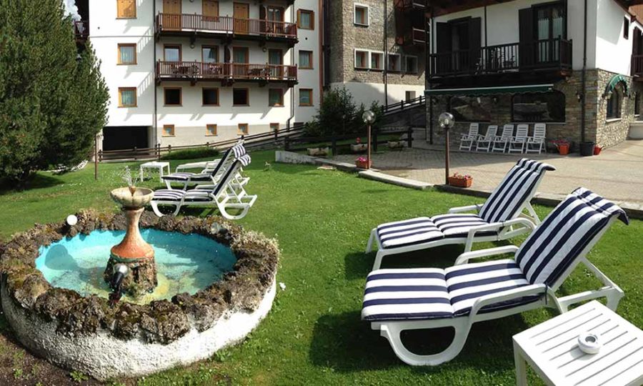 Hotel Triolet outdoor deckchair
